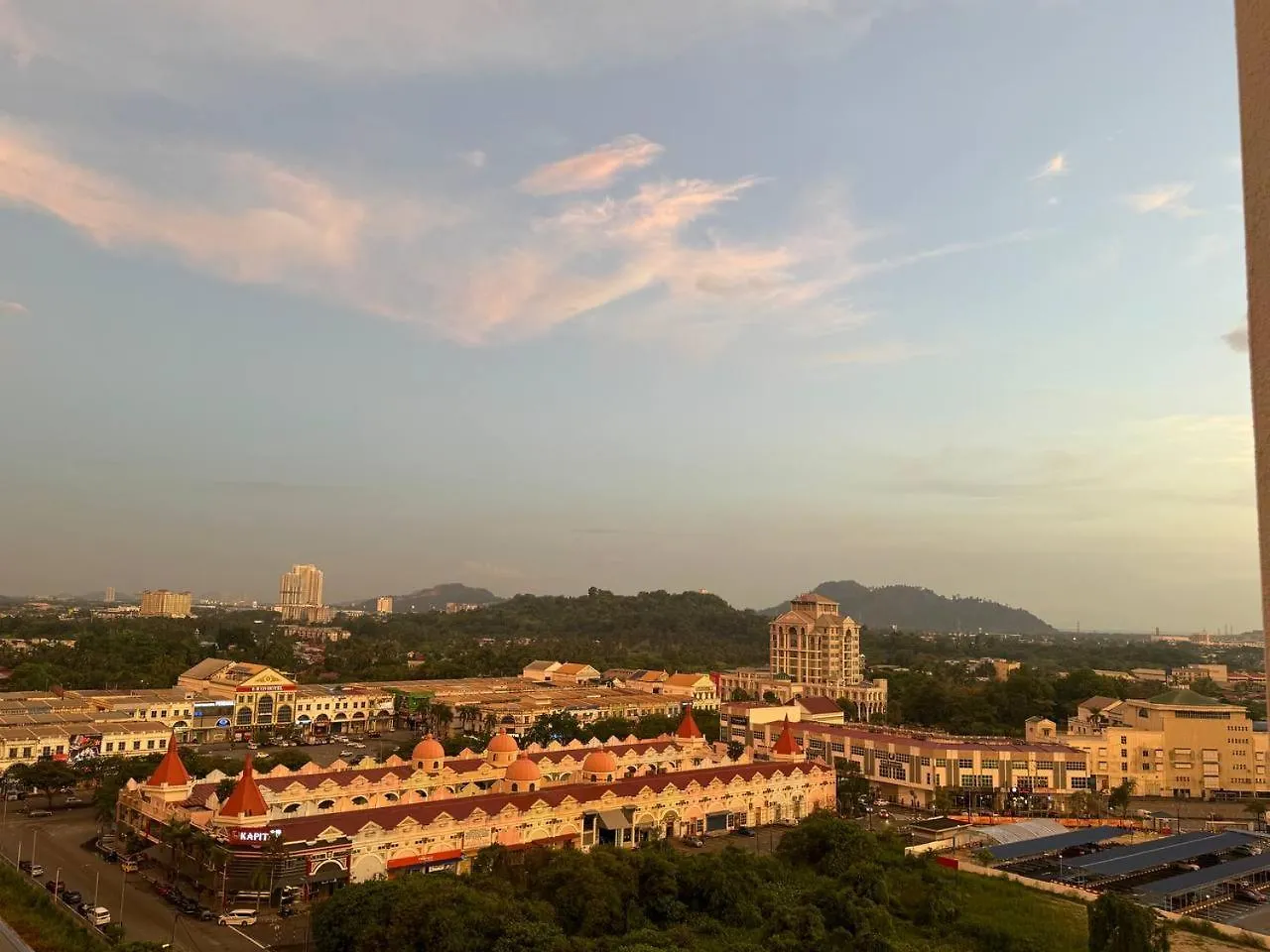 Luxury Family Fun Suites-Infinity Pool, Vr,Telescope- M2 Perai Apartment