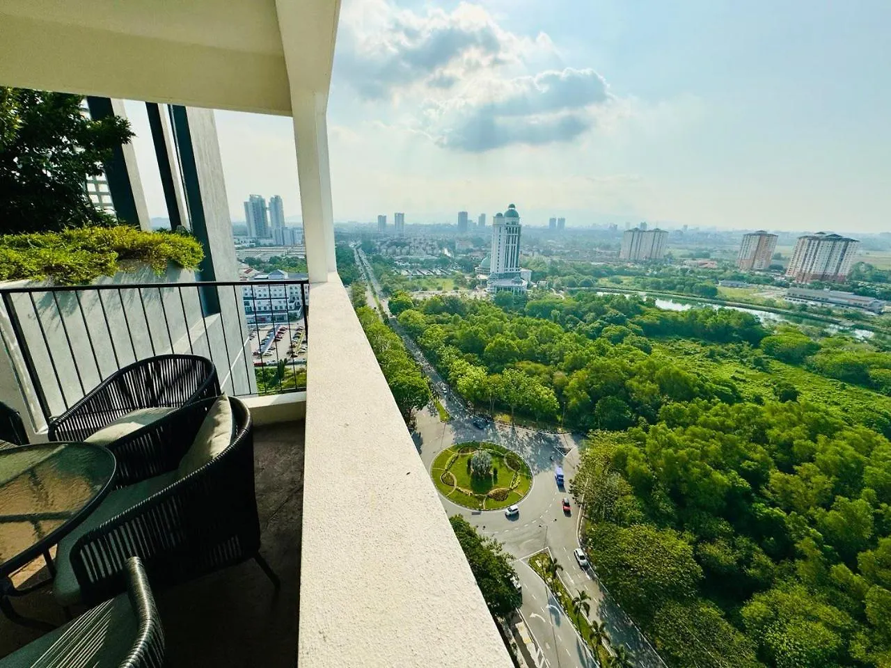 Luxury Family Fun Suites-Infinity Pool, Vr,Telescope- M2 Perai