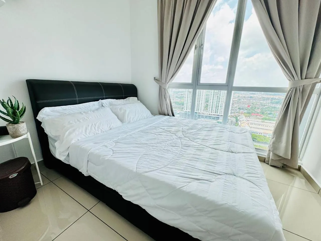 Apartment Luxury Family Fun Suites-Infinity Pool, Vr,Telescope- M2 Perai Malaysia
